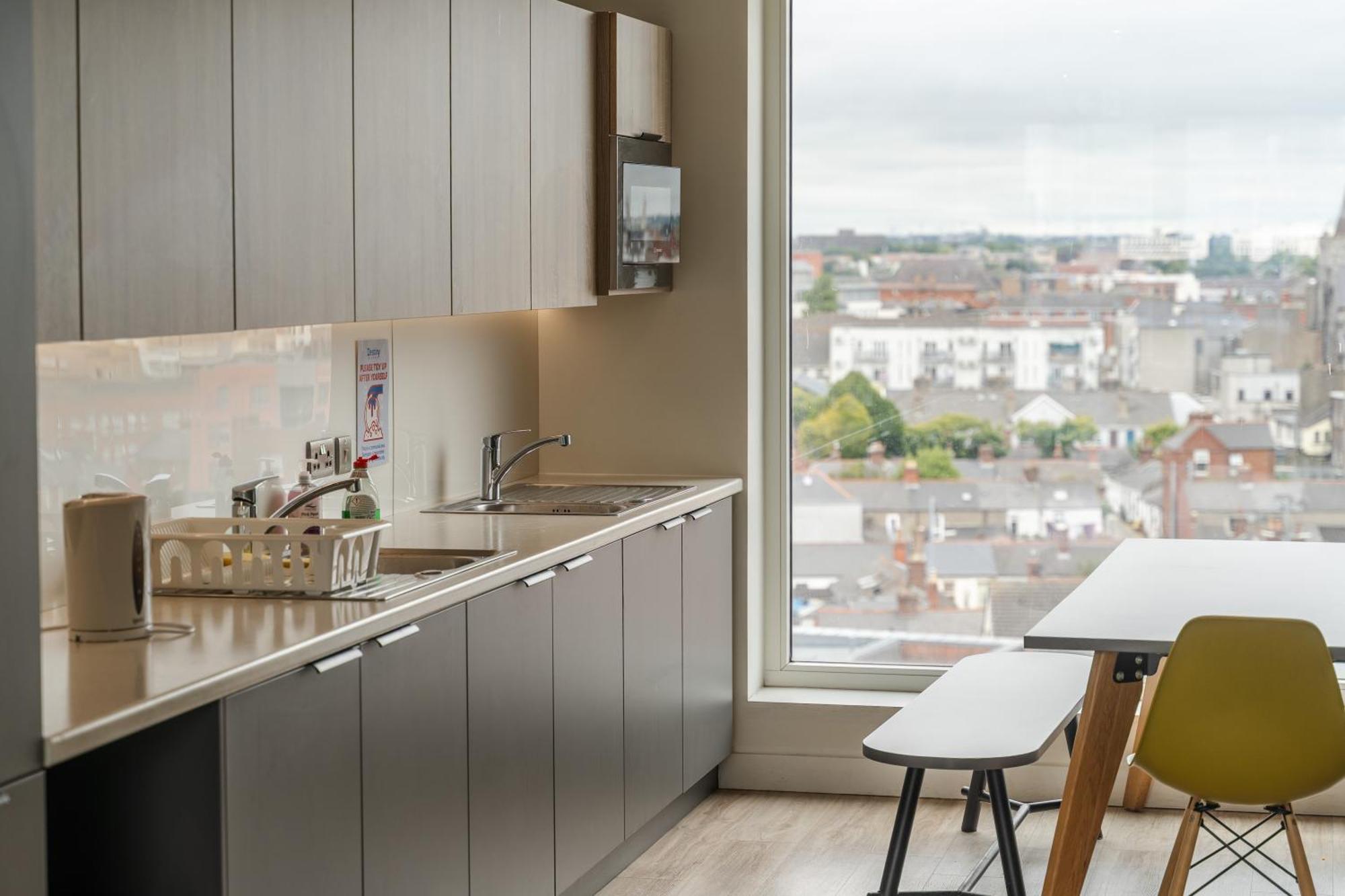 Apartamento Destiny Student - Ardee Point